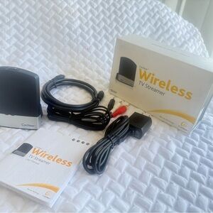 New Cochlear Wireless TV Streamer Hearing Accessory 94761